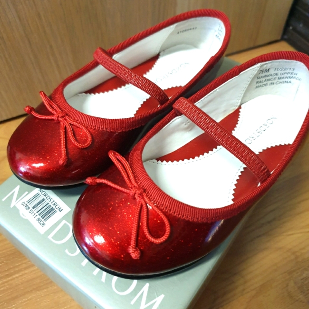 Nordstrom Baby Shoes (US 7.5)